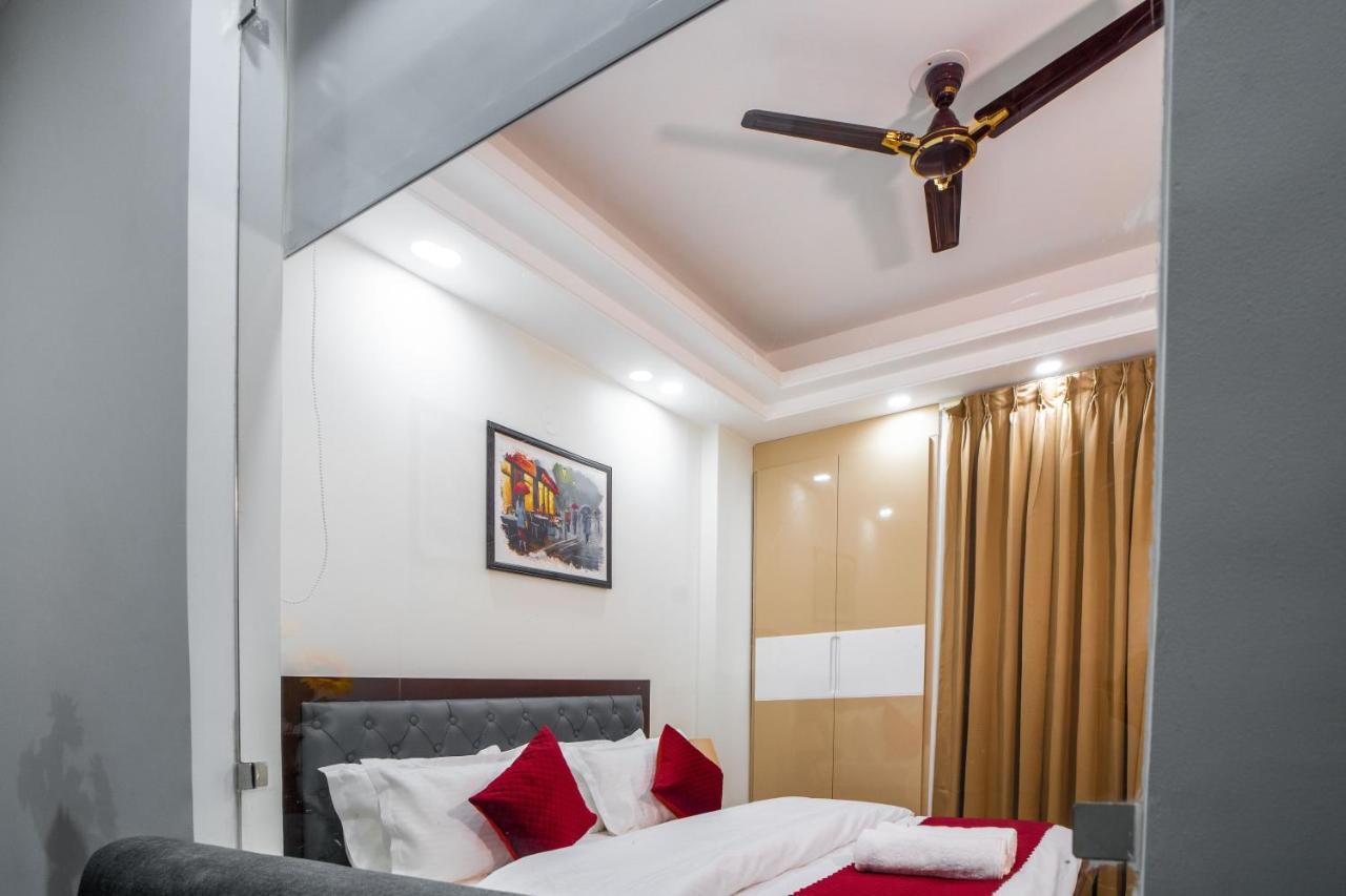 The Lodgers 1 Bhk Serviced Apartment Golf Course Road Gurgaon Eksteriør billede