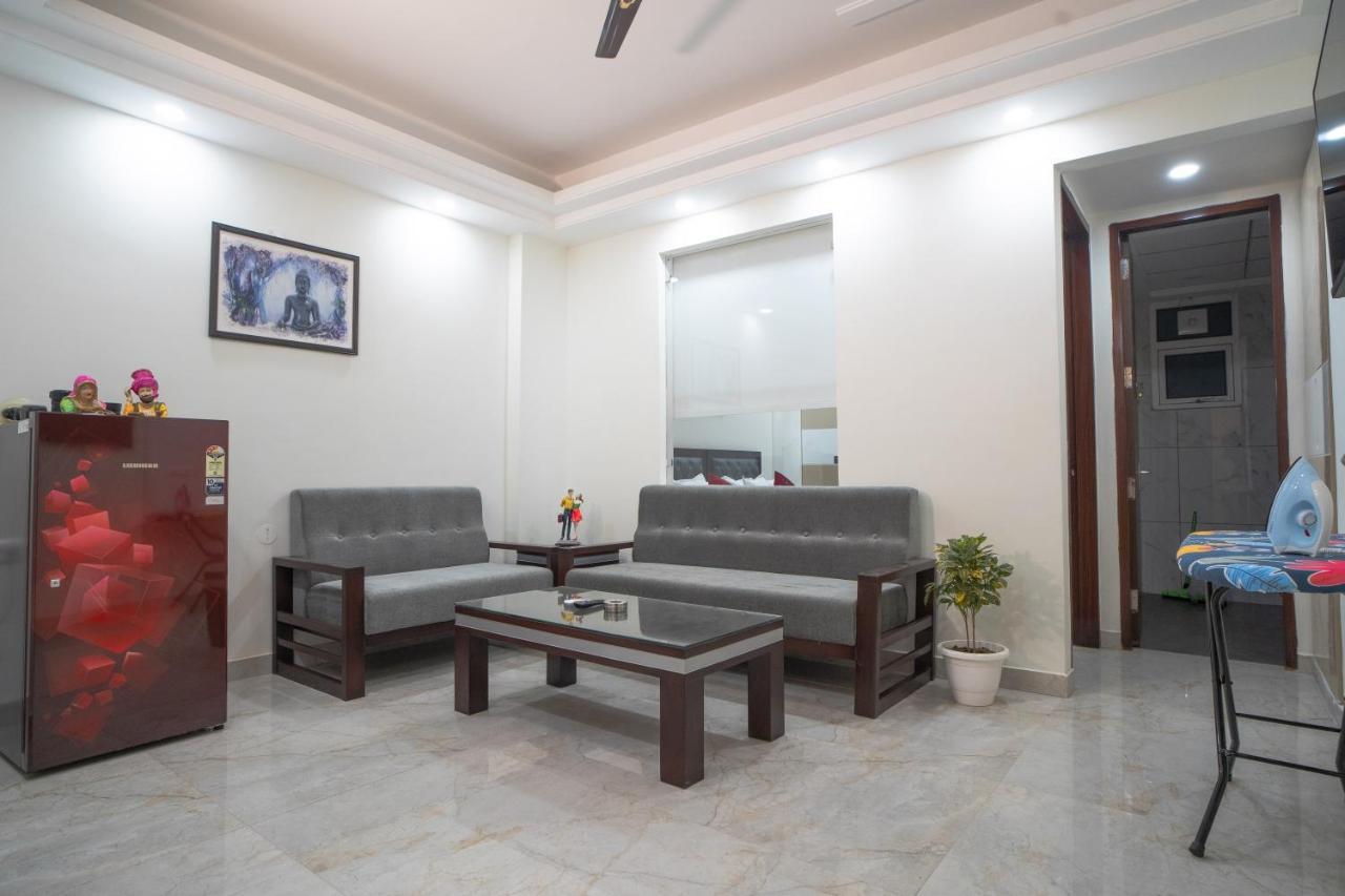 The Lodgers 1 Bhk Serviced Apartment Golf Course Road Gurgaon Eksteriør billede